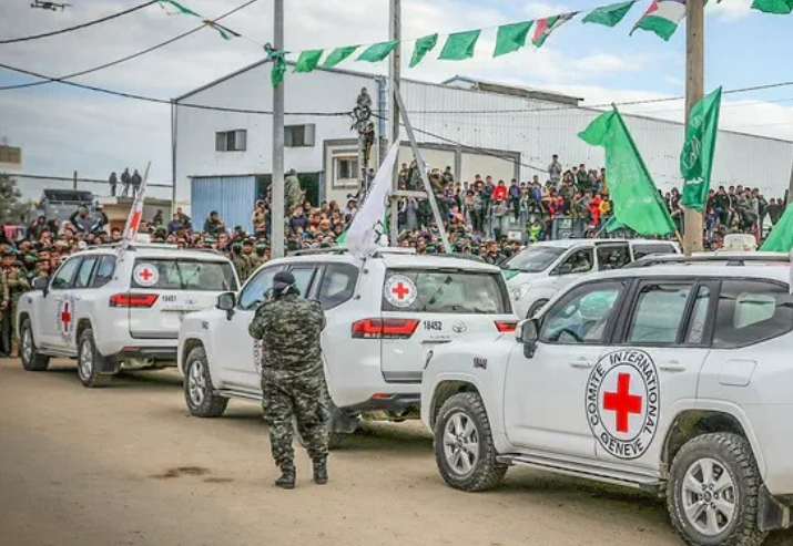 حركة حماس تعلن عقد لقاءات مع مبعوث ترامب لشؤون الأسرى